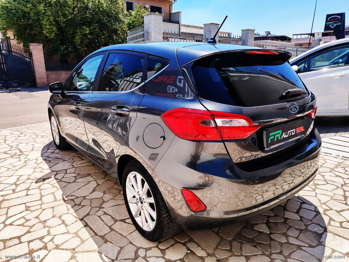 Fiesta 1.1 75 CV GPL 5p. Titanium - immagine 8