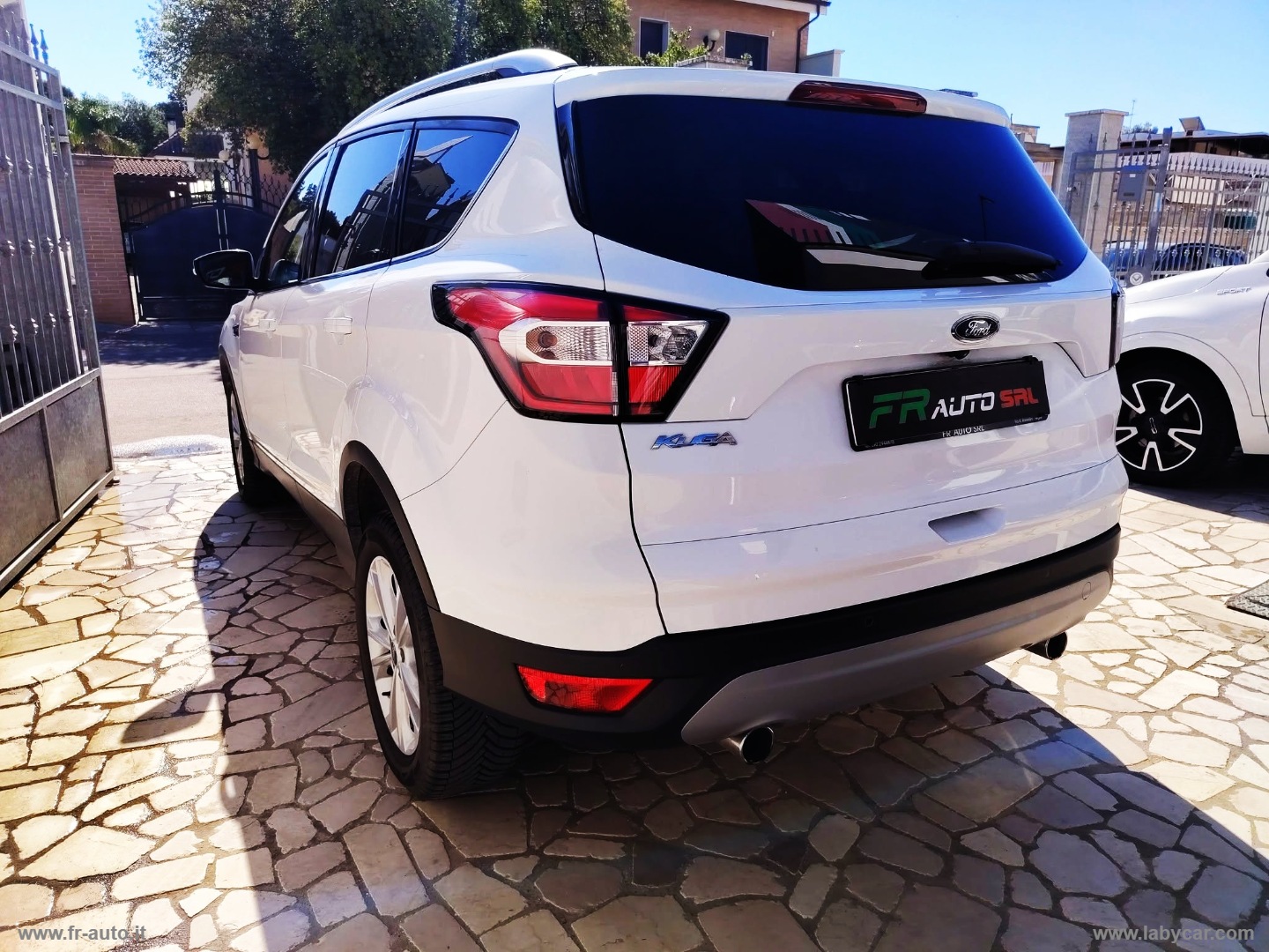 Kuga 1.5 TDCI 120CV S&S 2WD Pow.ST-Line - immagine 8