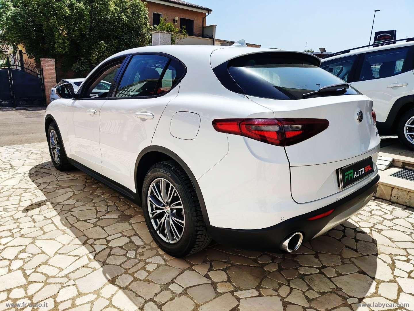 Stelvio 2.2 T.diesel 150CV AT8 RWD Super - immagine 8