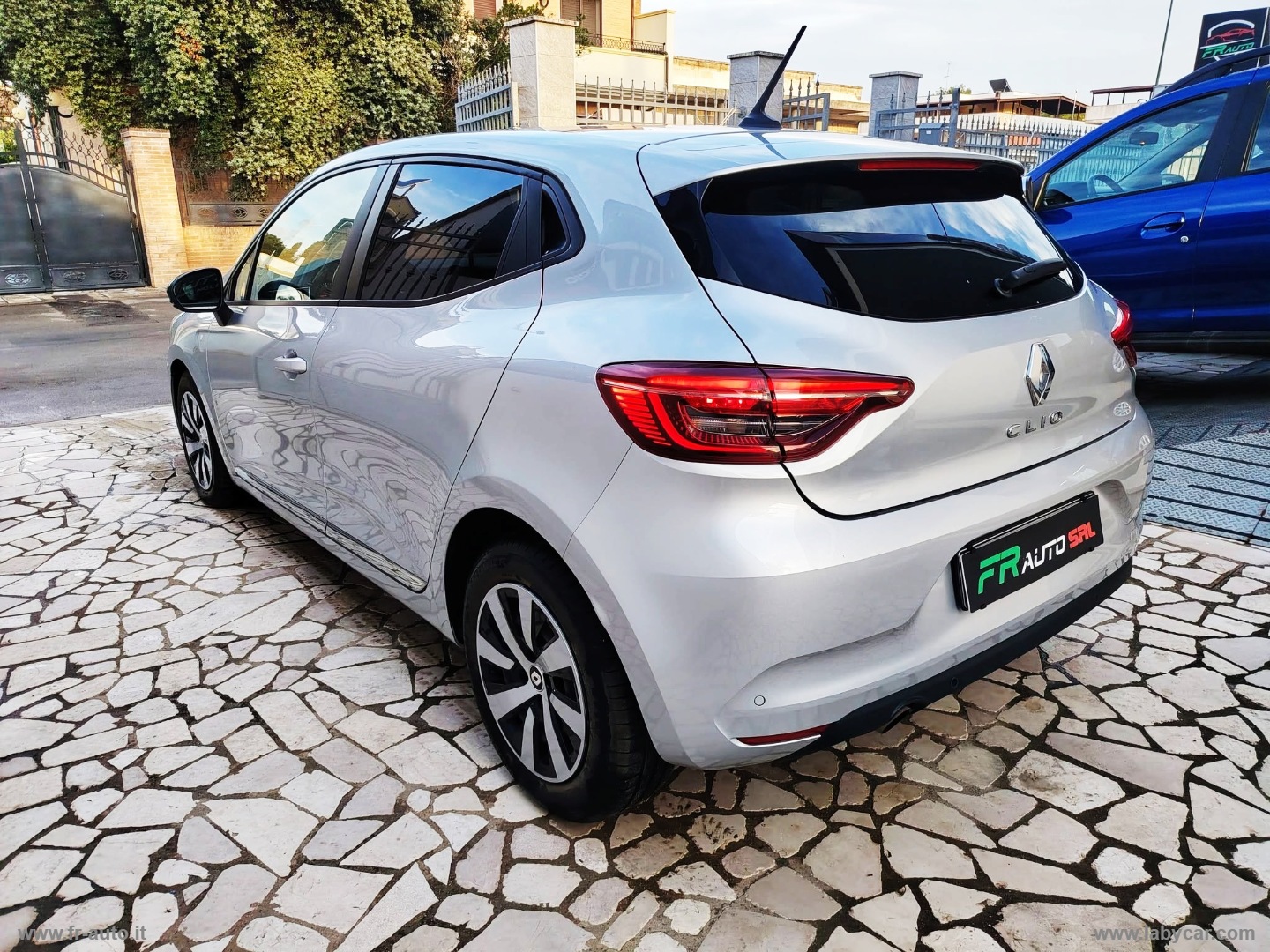 Clio Blue dCi 100 CV Evolution - immagine 8