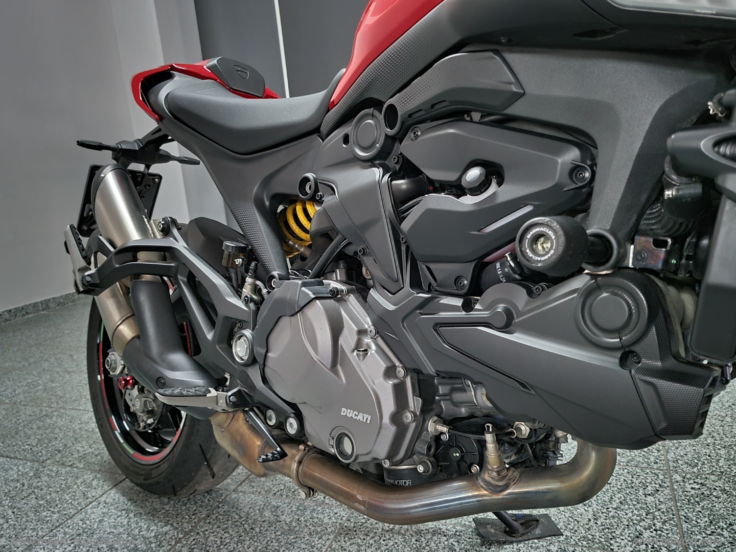 MONSTER 937 PLUS - immagine 8