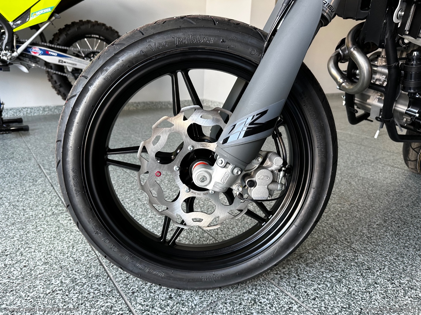 RR 125 4T - immagine 8