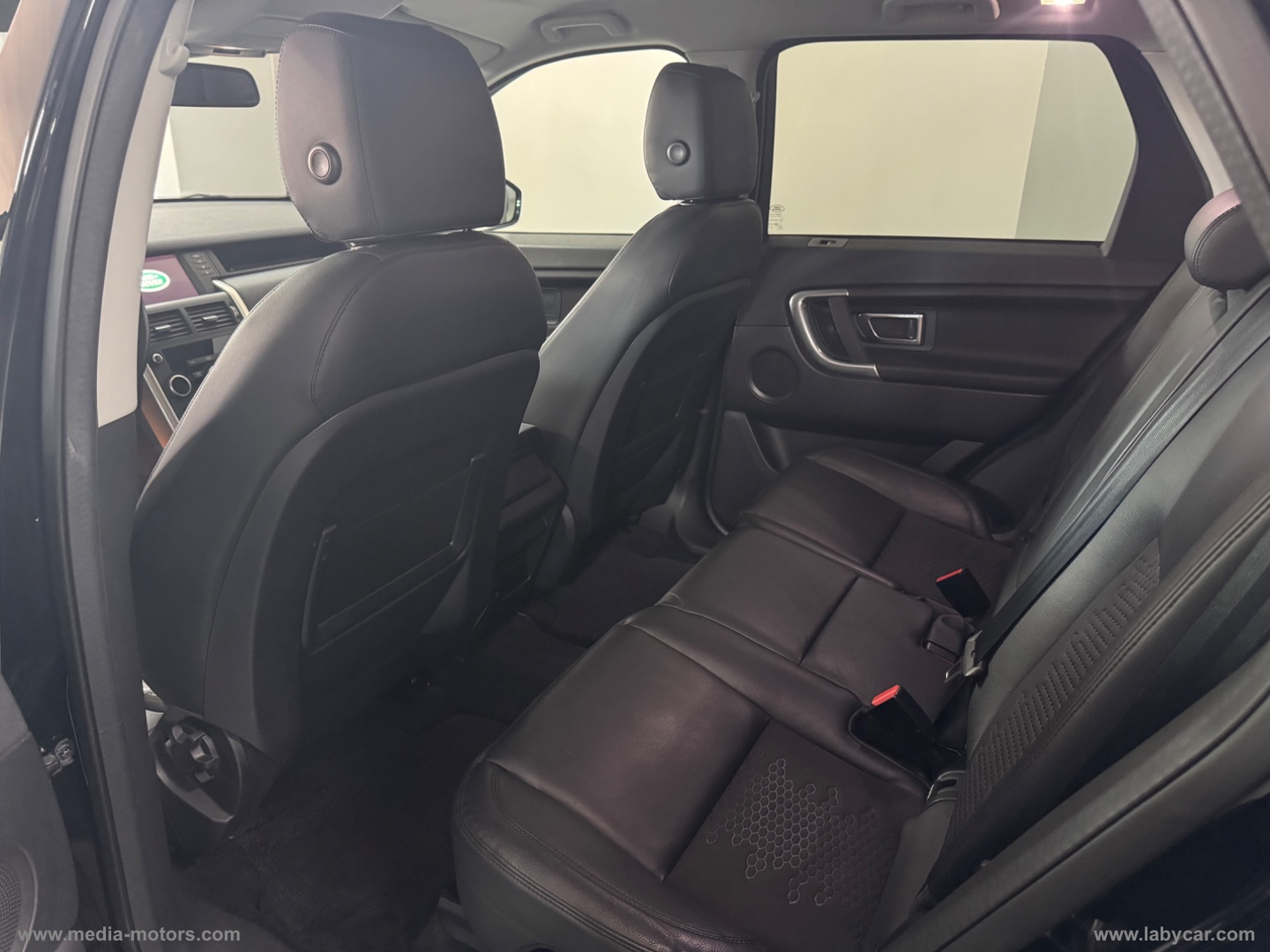 Discovery Sport 2.0 TD4 150 Bus.Pr. SE - immagine 8