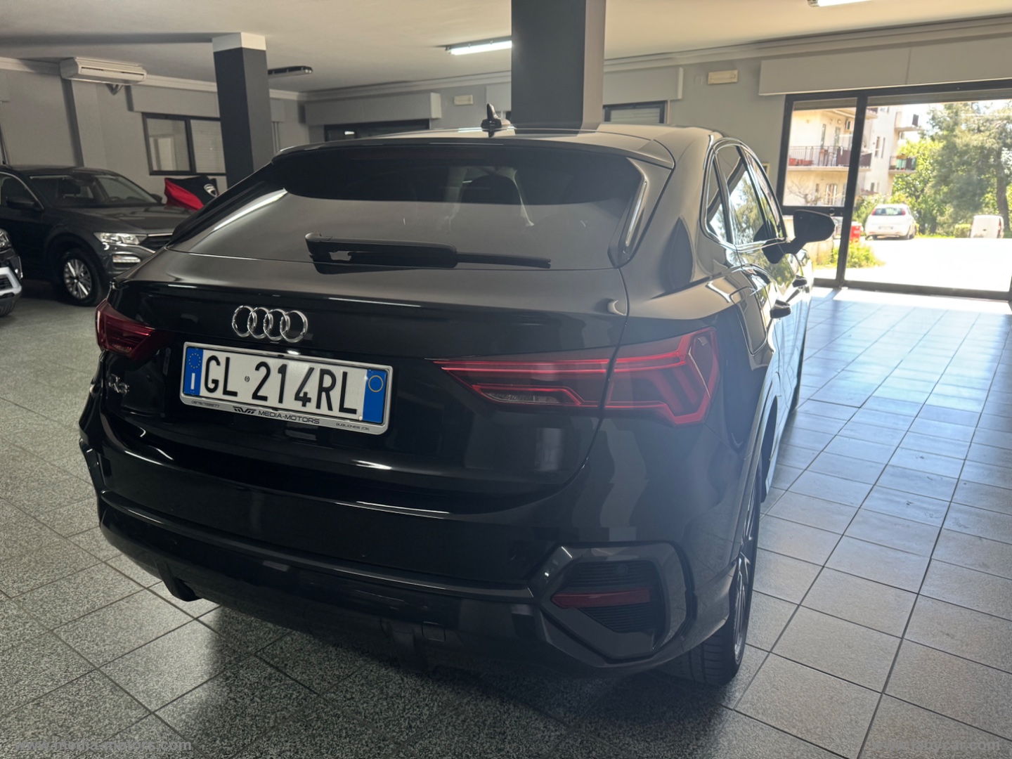 Q3 SPB 35 TDI S tronic Business Plus - immagine 8