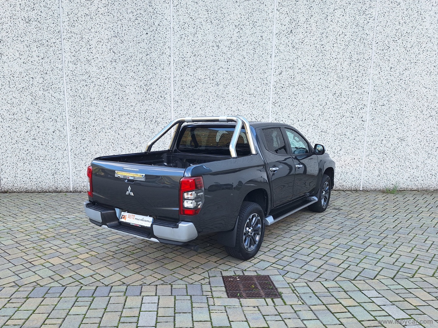 L200 2.3 D DoubleCab 4x4 AUTO RIDOTTE BLOCCAGGIO - immagine 8