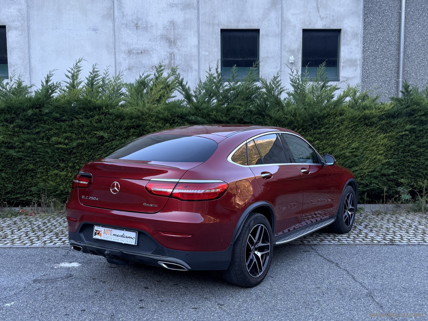 GLC 250 d 4Matic Coupé Premium TETTO GANCIO 360 CAMERA - immagine 8