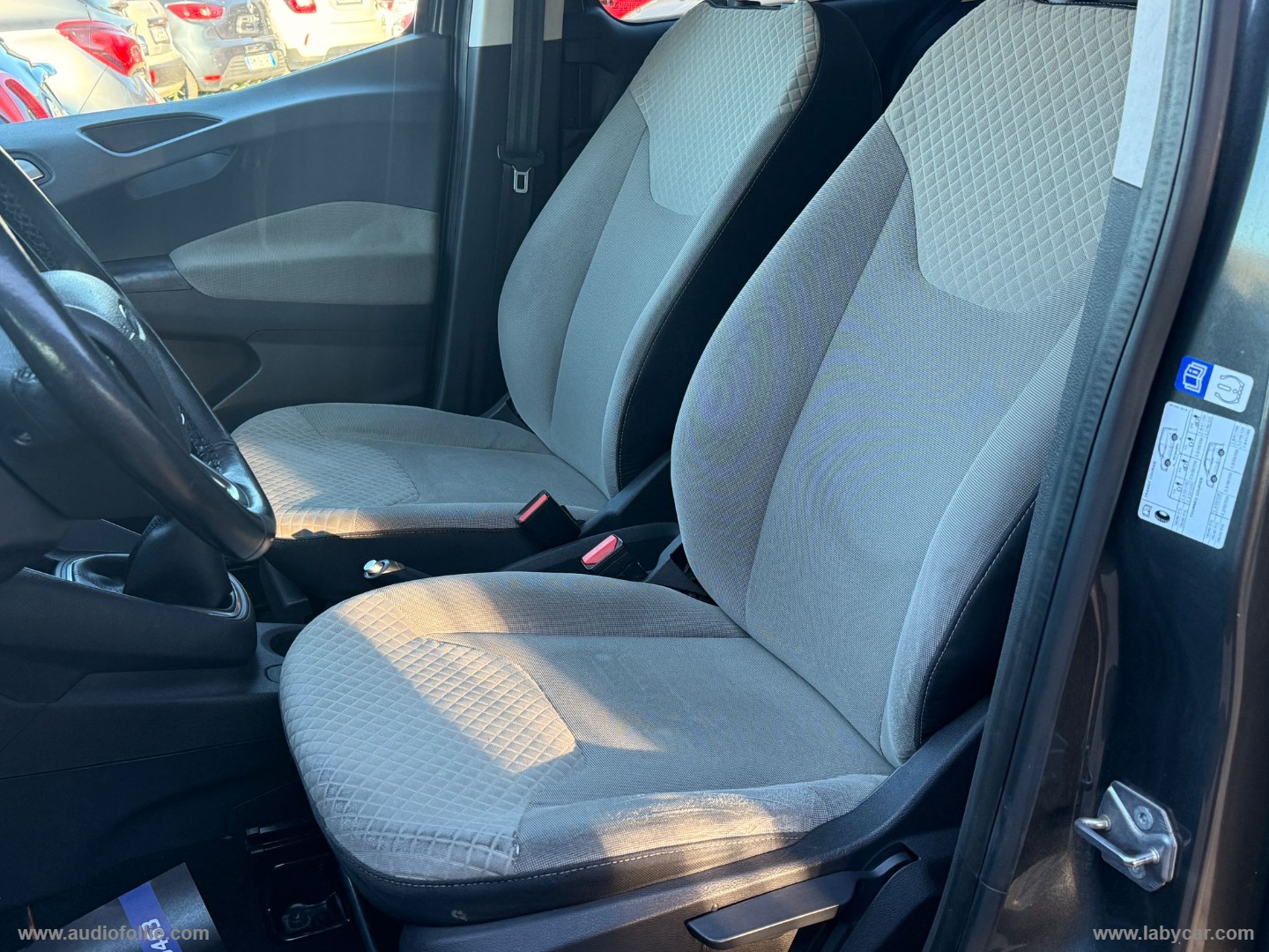 Tourneo Courier 1.5 TDCI 75 CV Titanium - immagine 8