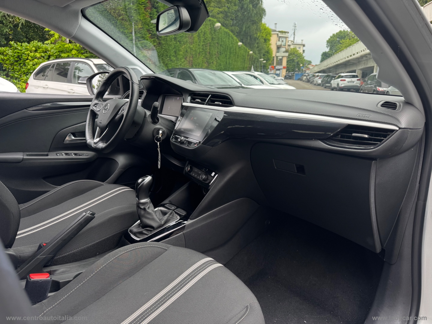 Corsa 1.2 Blitz Edition - immagine 8