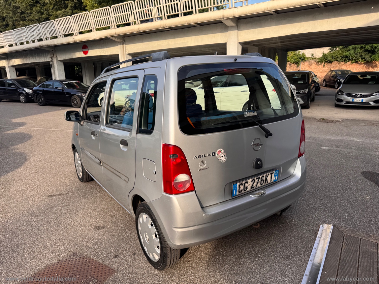 Agila 1.0 12V Comfort - immagine 8