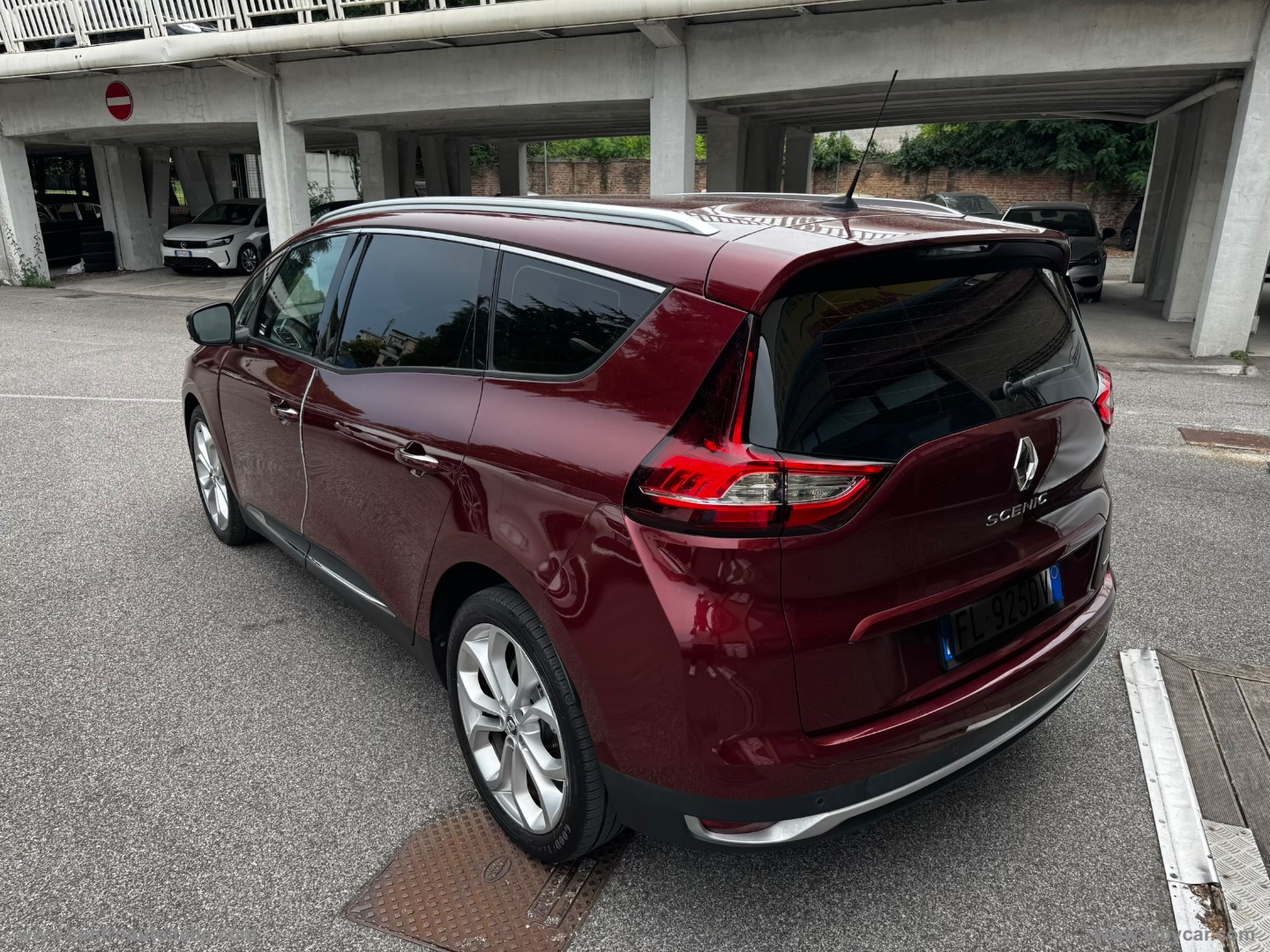 Grand Scénic dCi 8V 110 CV Energy Bose - immagine 8