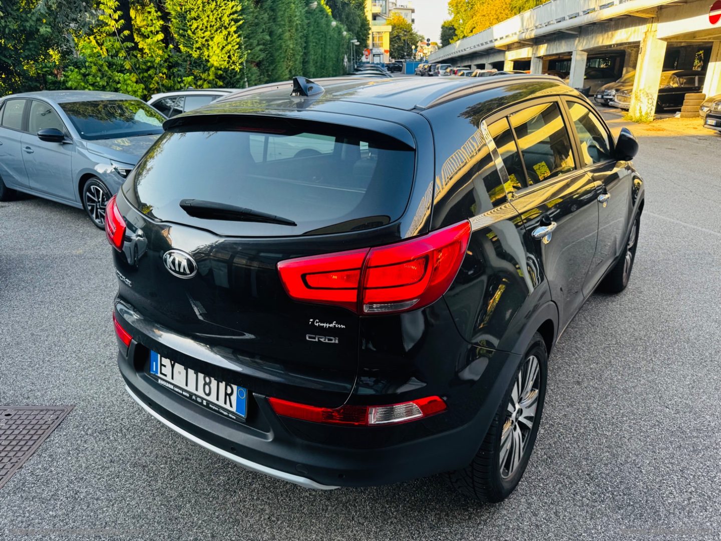 Sportage 2.0 CRDI AWD Pure Rebel - immagine 8