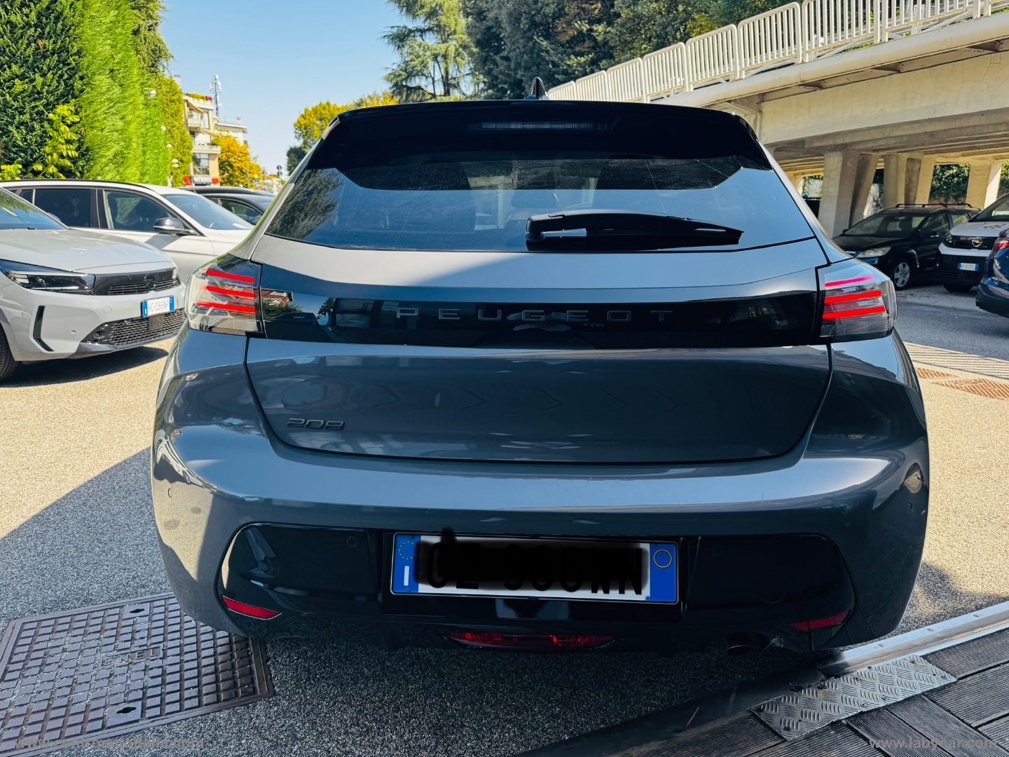 208 PureTech 100 S&S 5p. Allure - immagine 8