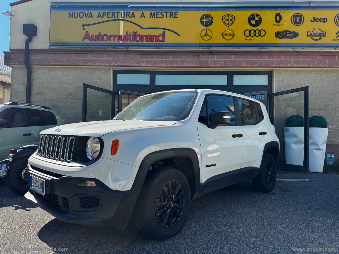 Renegade 2.0 Mjt 4WD Active Drive Sport - immagine 8