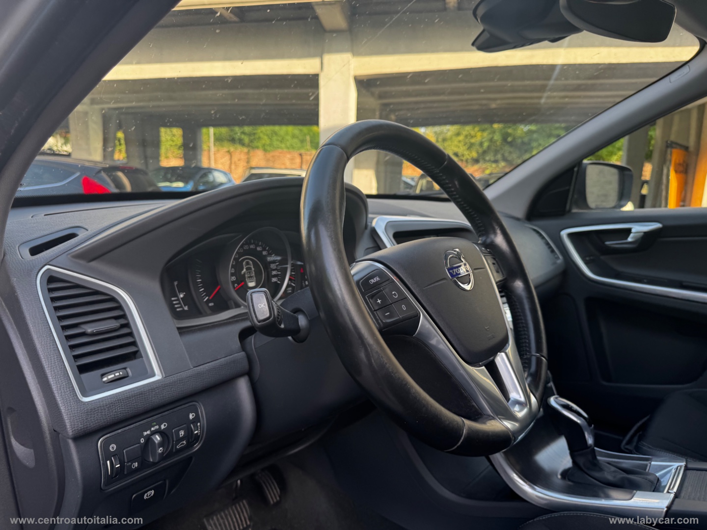 XC60 D4 Geartronic Summum - immagine 8