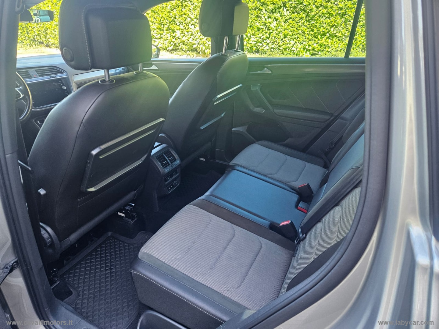 Tiguan 2.0 TDI 150CV SCR DSG 4MOT.R-Line - immagine 8