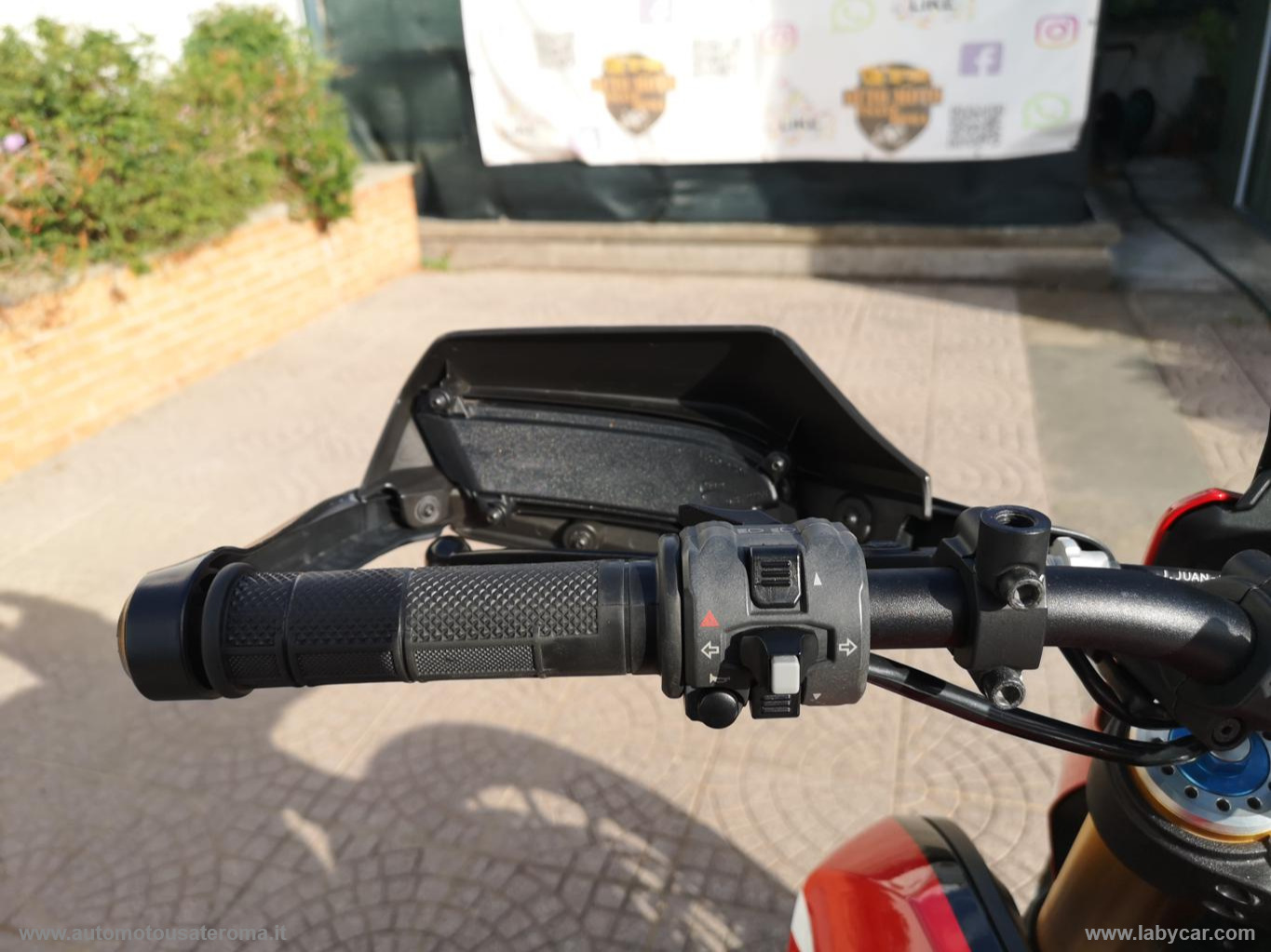Hypermotard 939 SP RATE AUTO MOTO SCOOTER - immagine 8