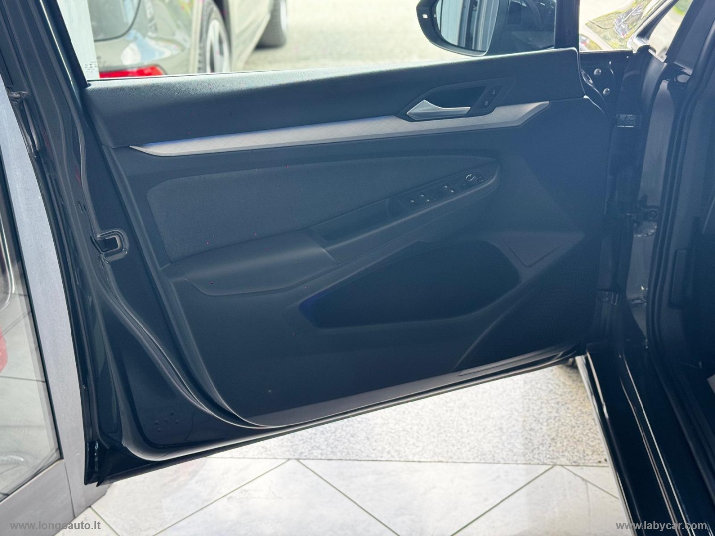 Golf 2.0 TDI DSG SCR Life ADATTA A NEOPATENTATI - immagine 8