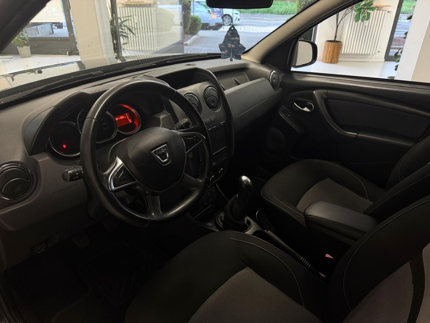 Duster 1.6 115 CV S&S 4x2 GPL Ambiance - immagine 8