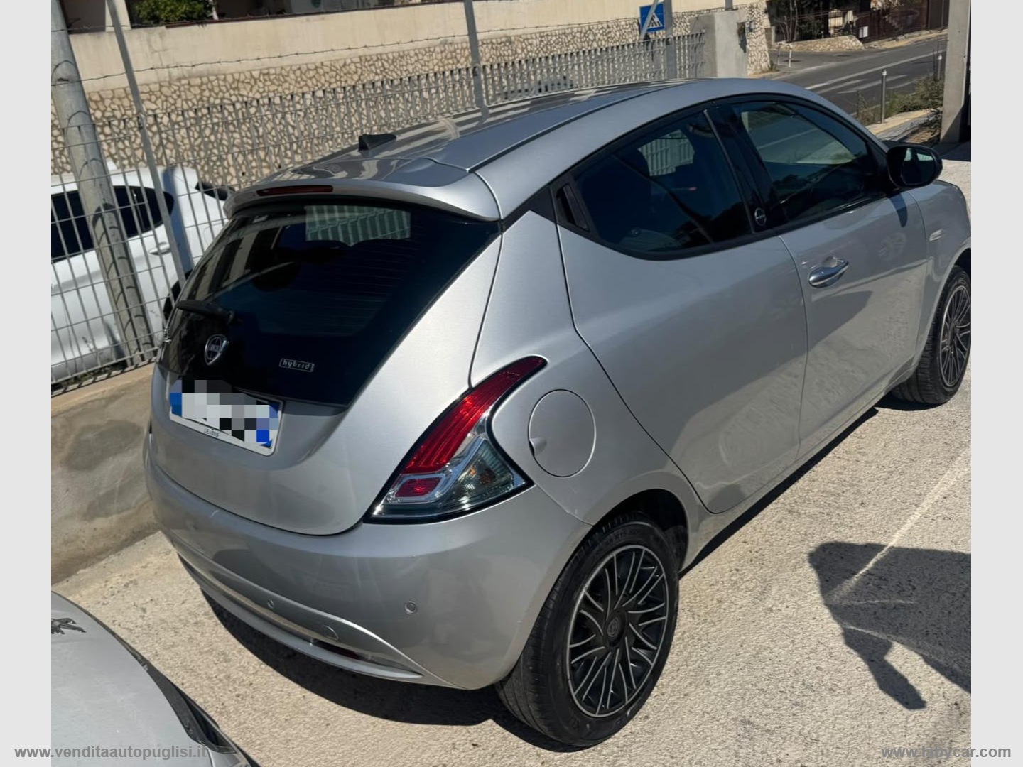 Ypsilon 1.0 FireFly 5p.S&S Hyb. Eco Gold - immagine 8