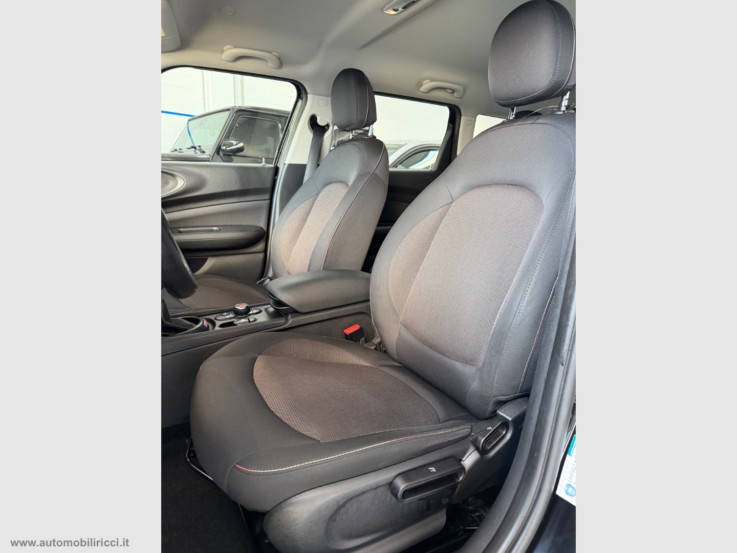 Mini One Clubman - immagine 8