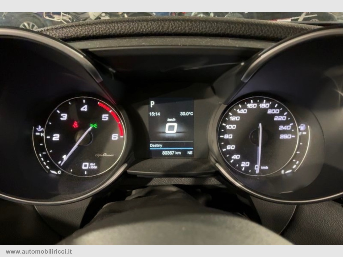 Giulia 2.2 TD 160 CV AT8 - immagine 8