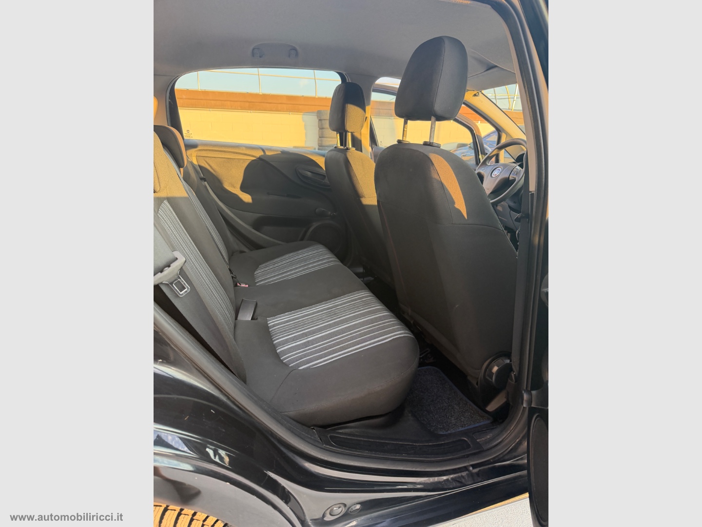 Grande Punto 1.4 5p GRANDINATA - immagine 8