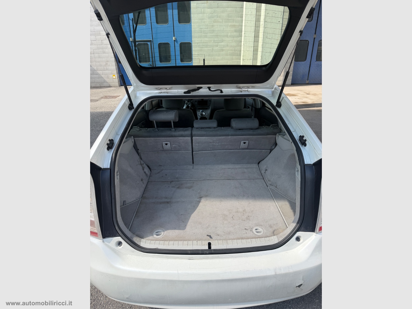 Prius 1.8 Active - immagine 8