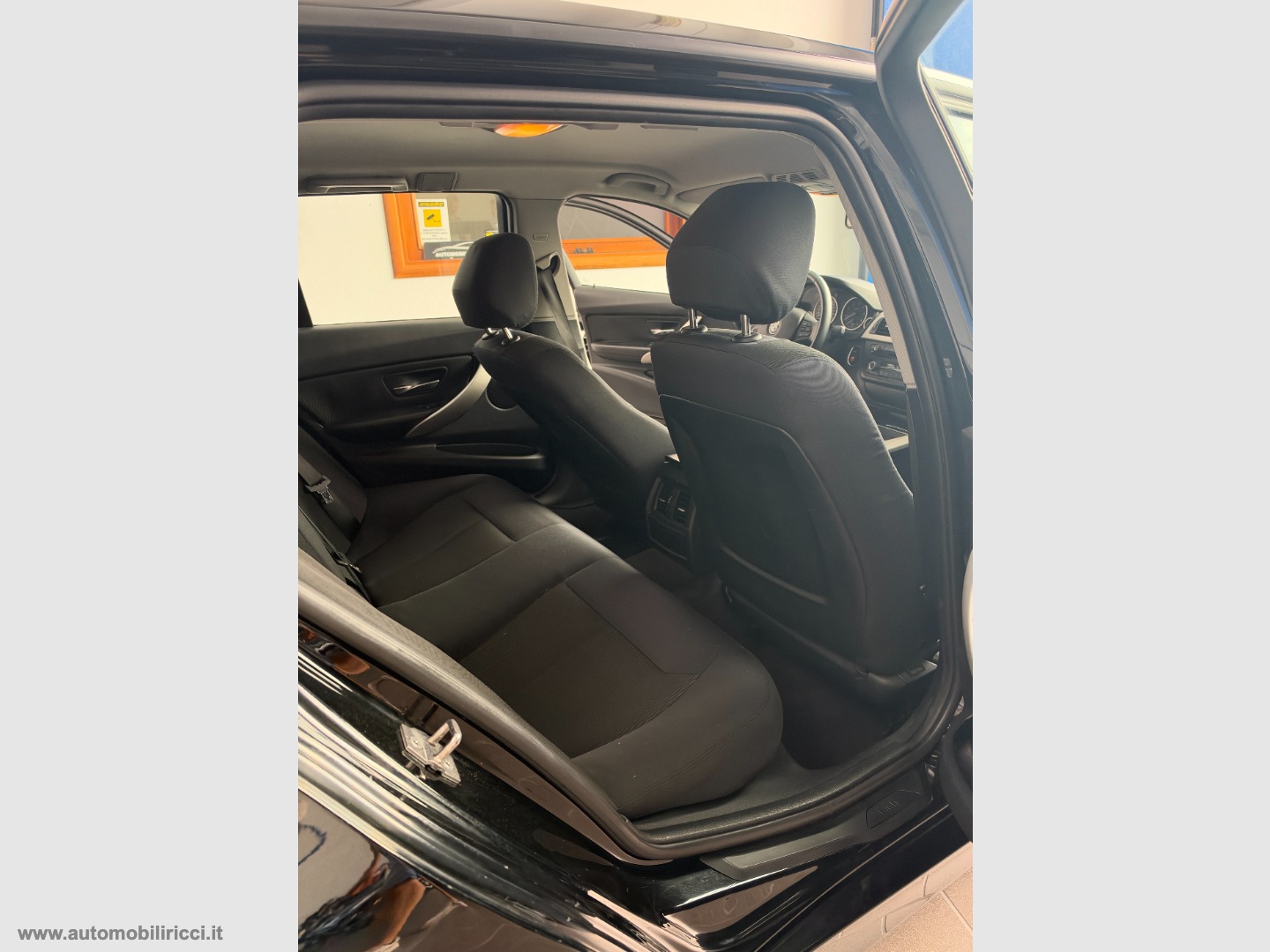 316d Touring Business aut. - immagine 8