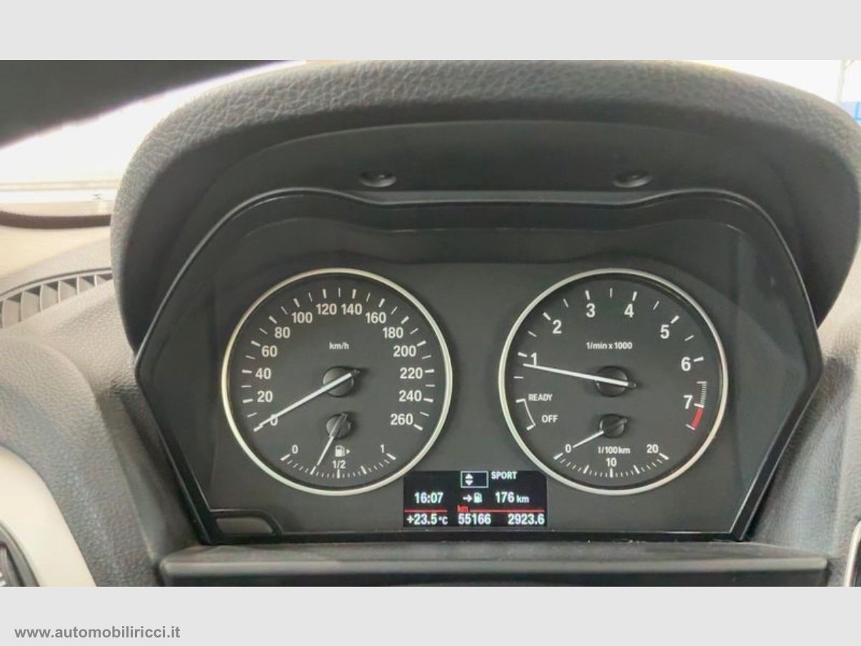 220i Coupé Advantage - immagine 8