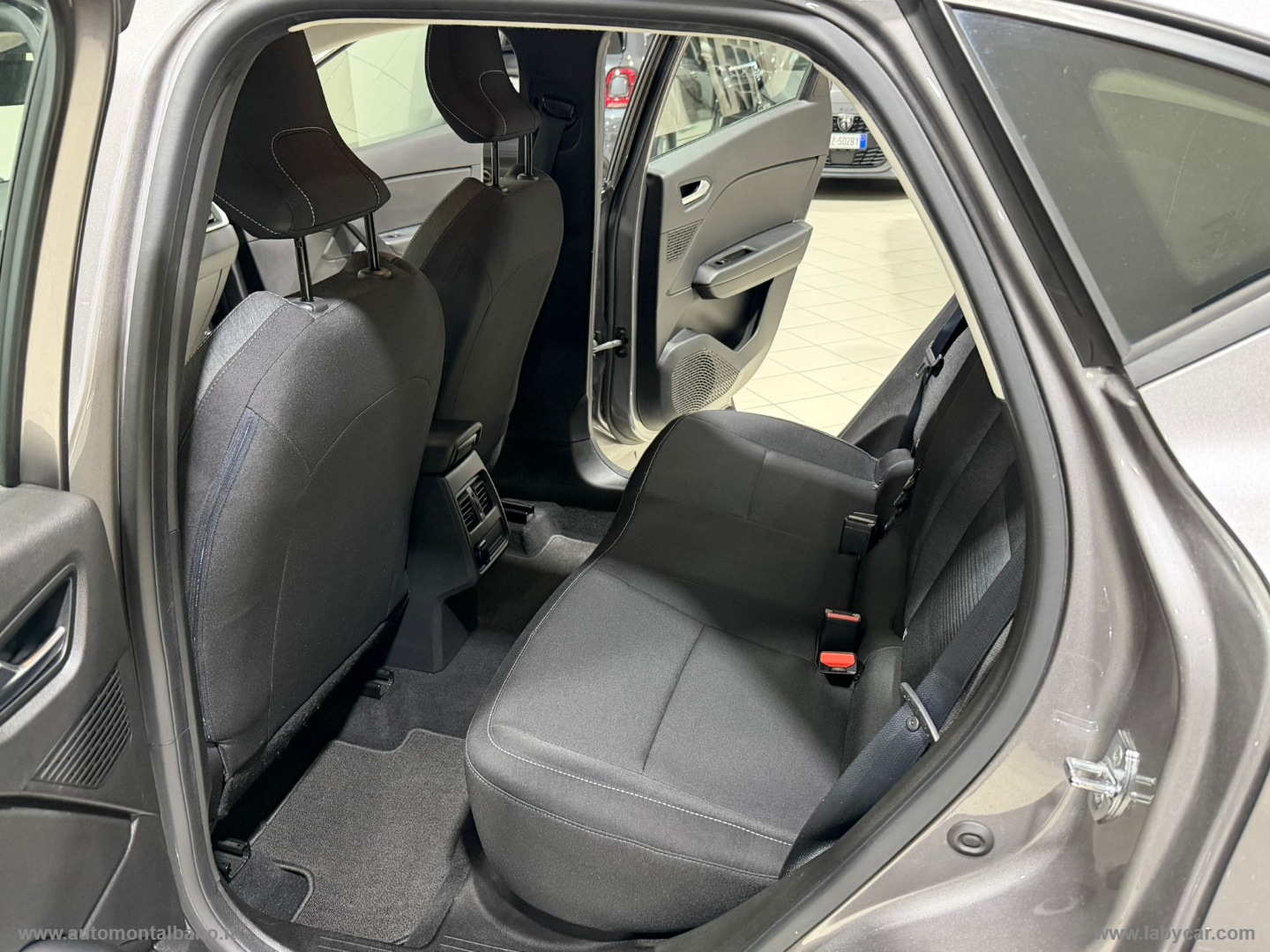 Captur Blue dCi 8V 95 CV Intens - immagine 8