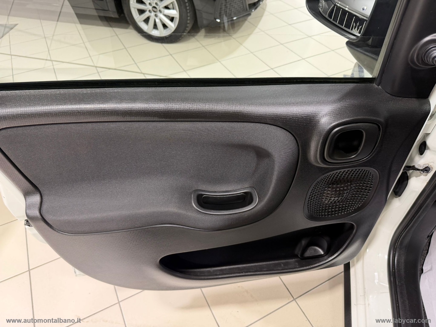 Panda 1.0 FireFly S&S Hybrid City Life - immagine 8