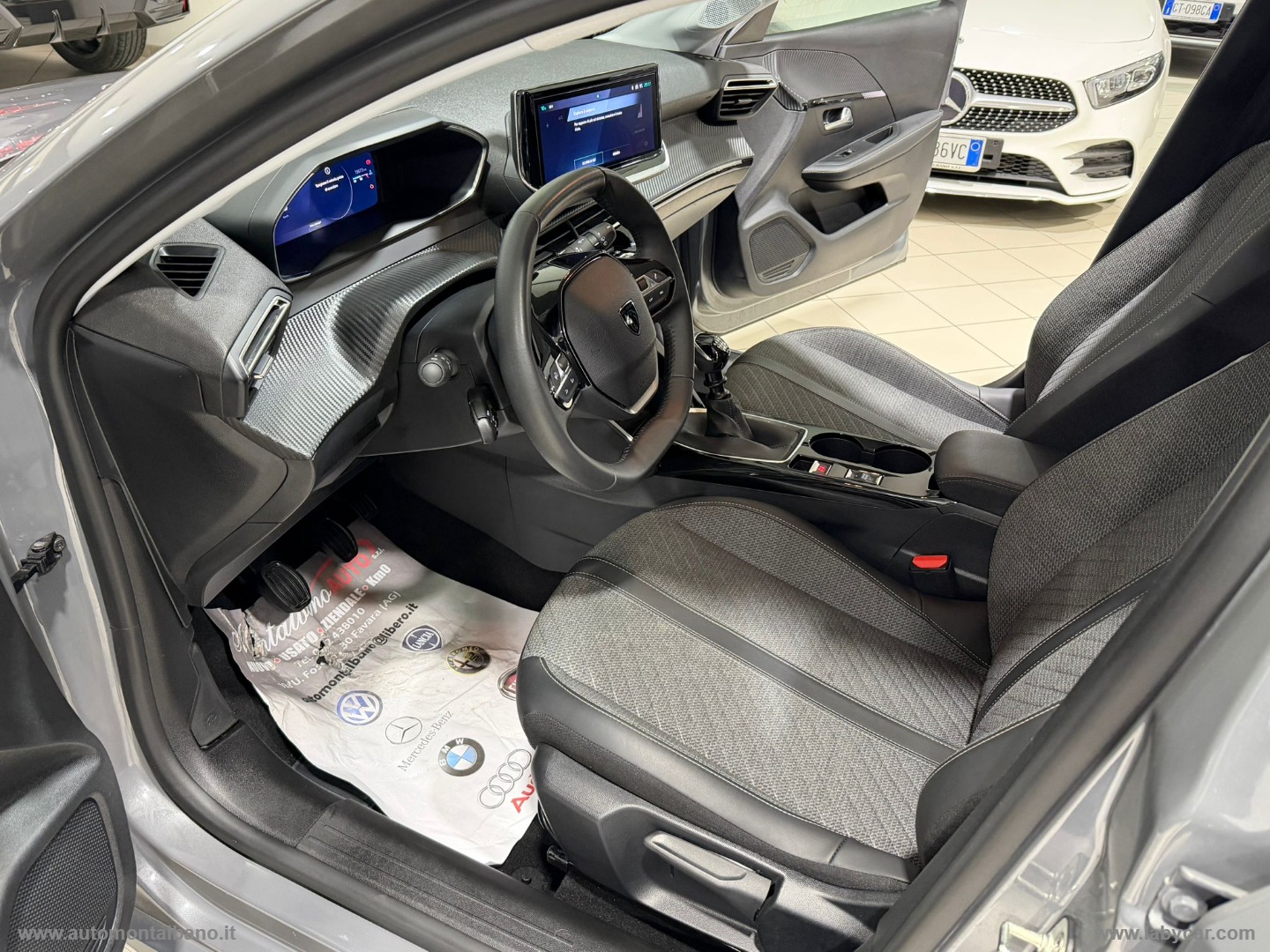 208 PureTech 100 S&S 5p. Allure - immagine 8