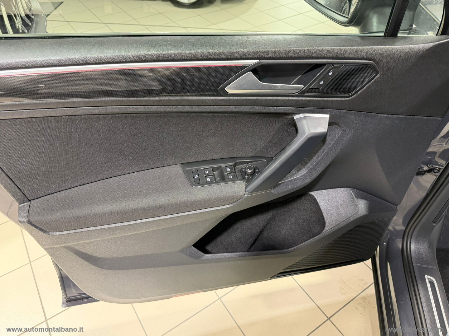 Tiguan 2.0 TDI 150CV SCR DSG Life - immagine 8