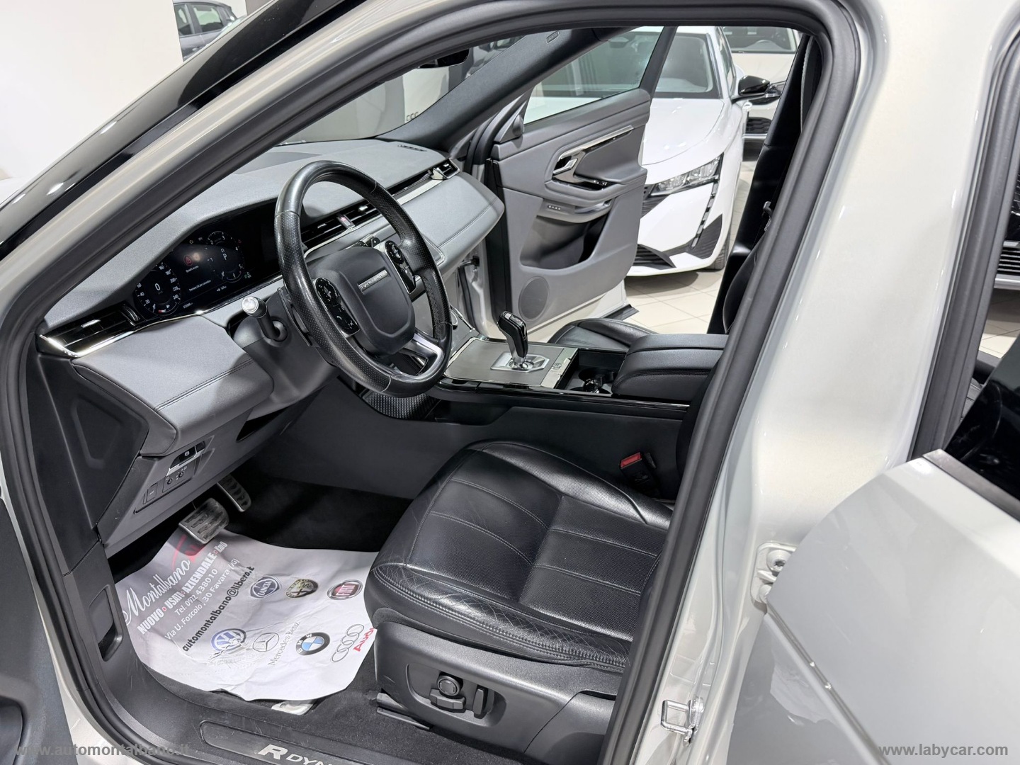 RR Evoque 2.0D L.Flw 150 AWD R-Dyn.HSE - immagine 8