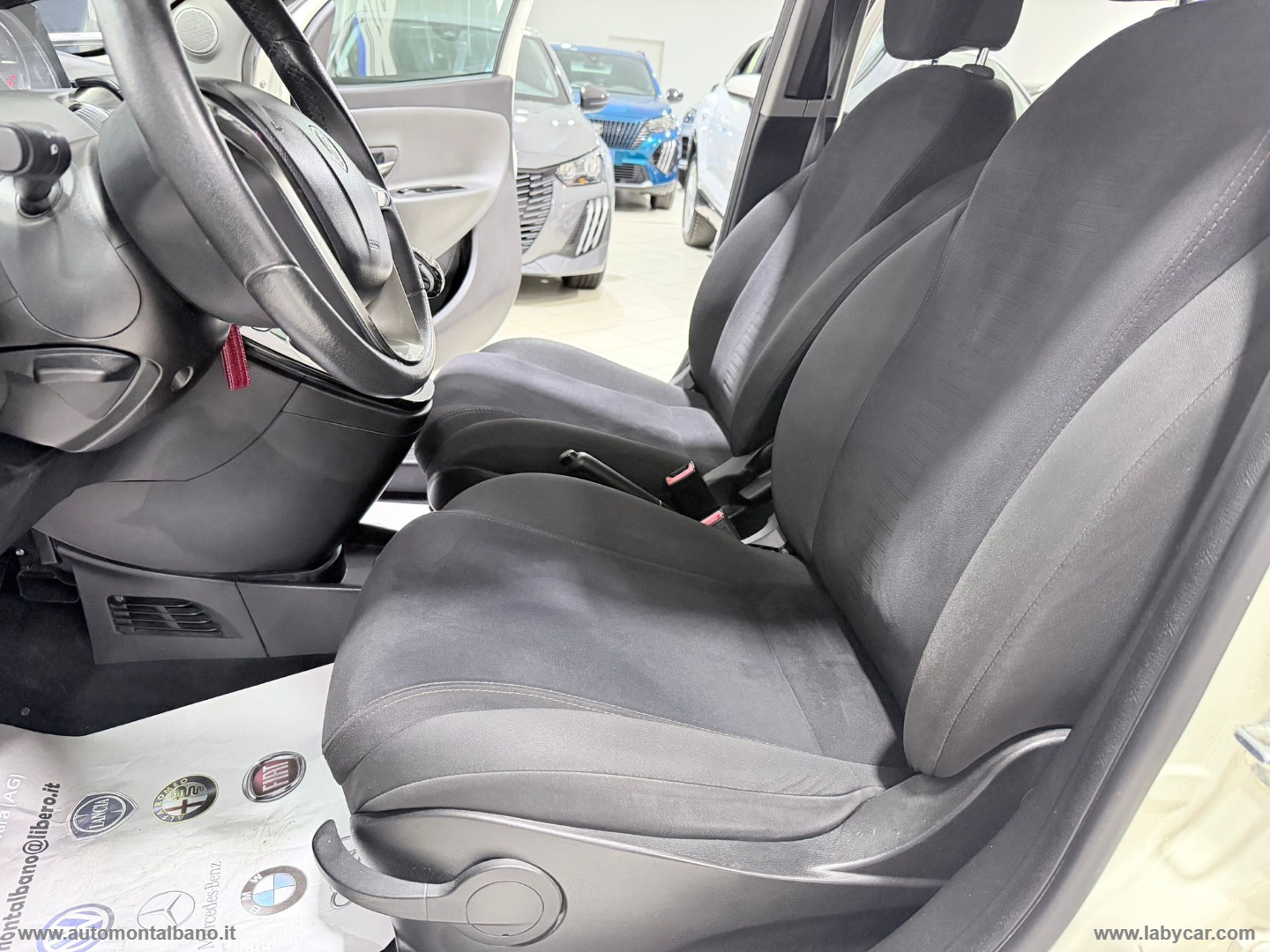 Ypsilon 1.2 69 CV 5p. GPL Ecochic Gold - immagine 8