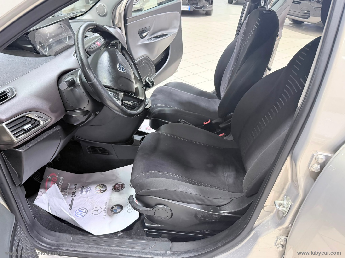 Ypsilon 1.3 MJT 95 CV 5p. S&S Platinum - immagine 8