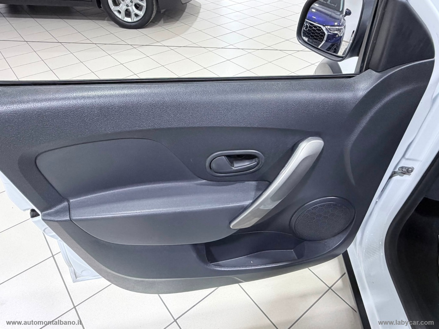 Sandero Stepway 1.5 dCi 8V 90 CV S&S - immagine 8