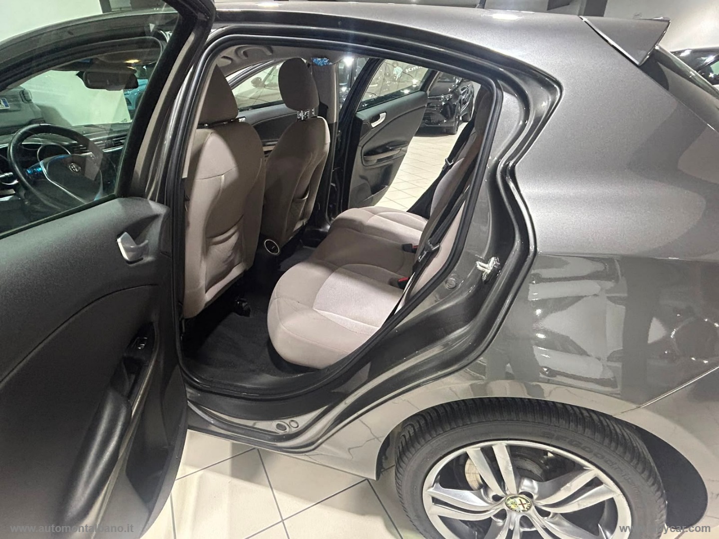 Giulietta 1.6 JTDm-2 120 CV Distinctive - immagine 8