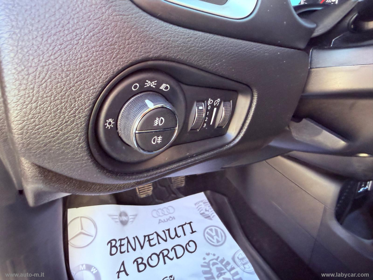 Renegade 1.6 Mjt 120CV Limited - immagine 8