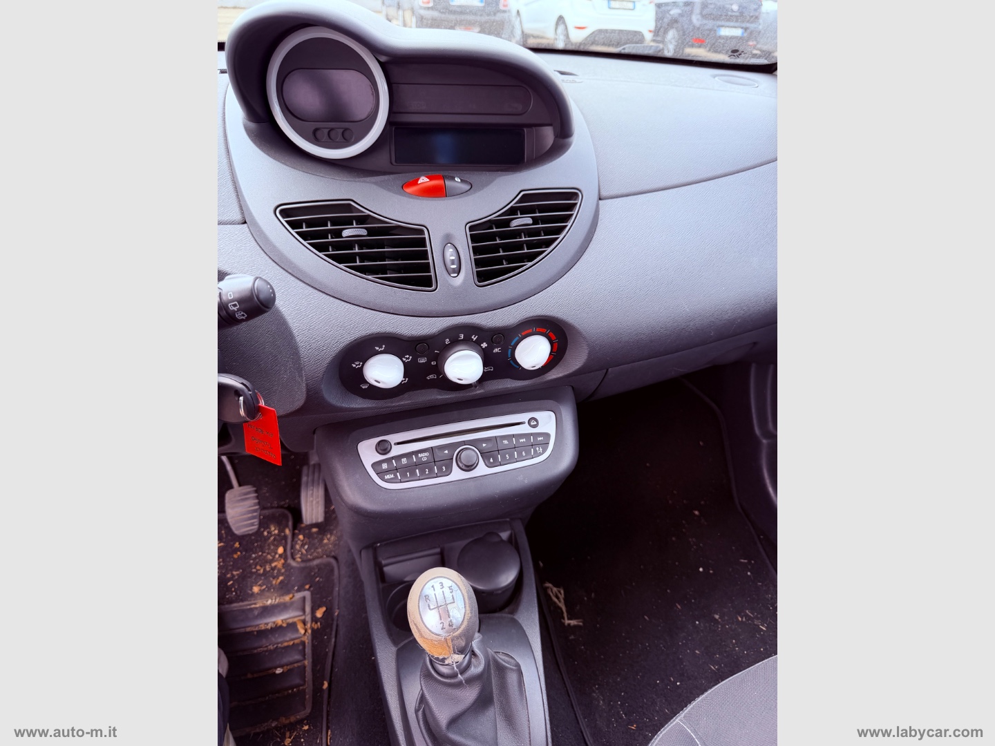 Twingo 1.2 LEV Miss Sixty - immagine 8