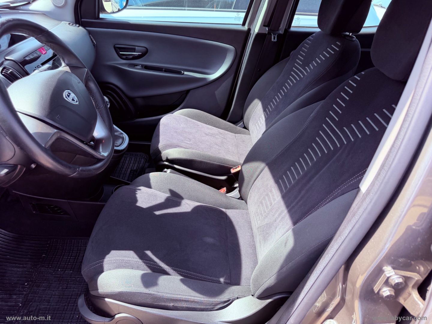Ypsilon 1.2 69 CV 5p. S&S Gold - immagine 8