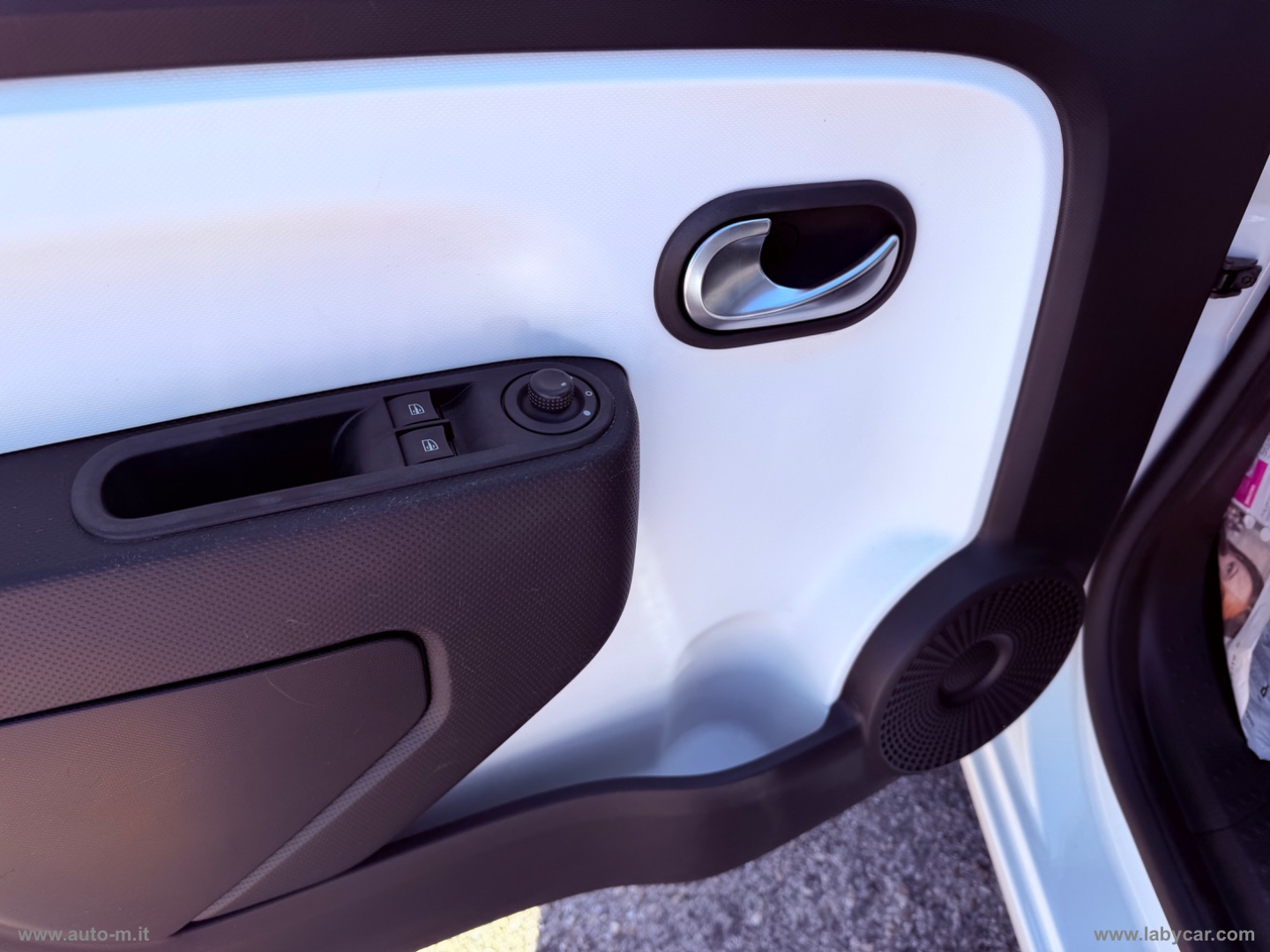 Twingo SCe Zen - immagine 8