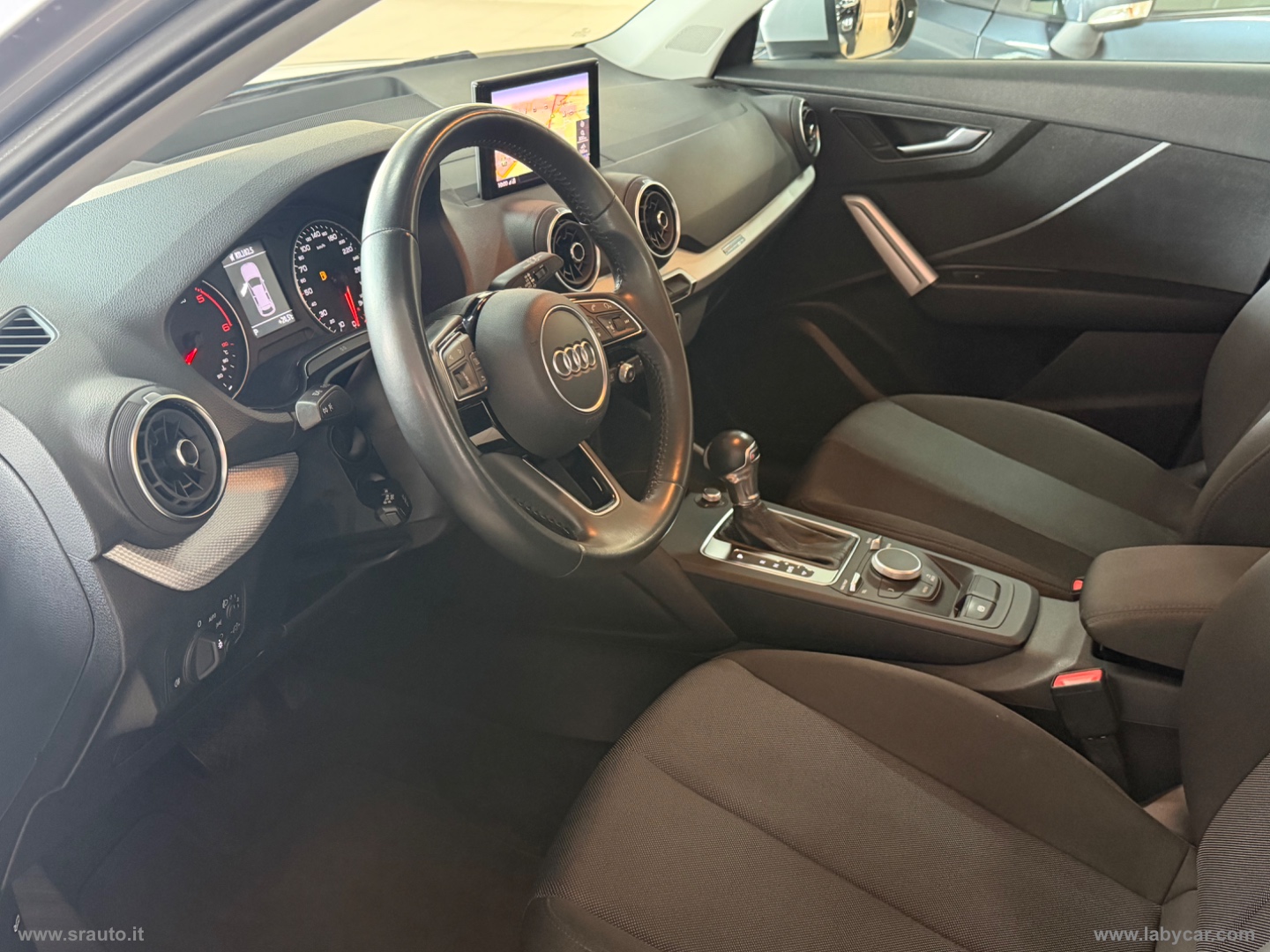 Q2 30 TDI S tronic Identity Black - immagine 8