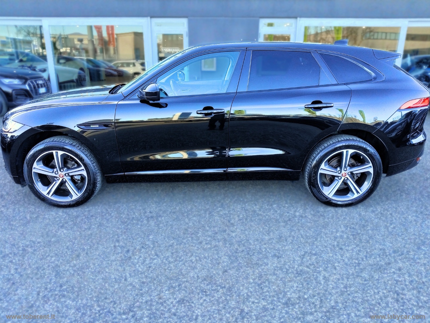 F-Pace 2.0 D 240 CV AWD aut. R-Sport - immagine 8