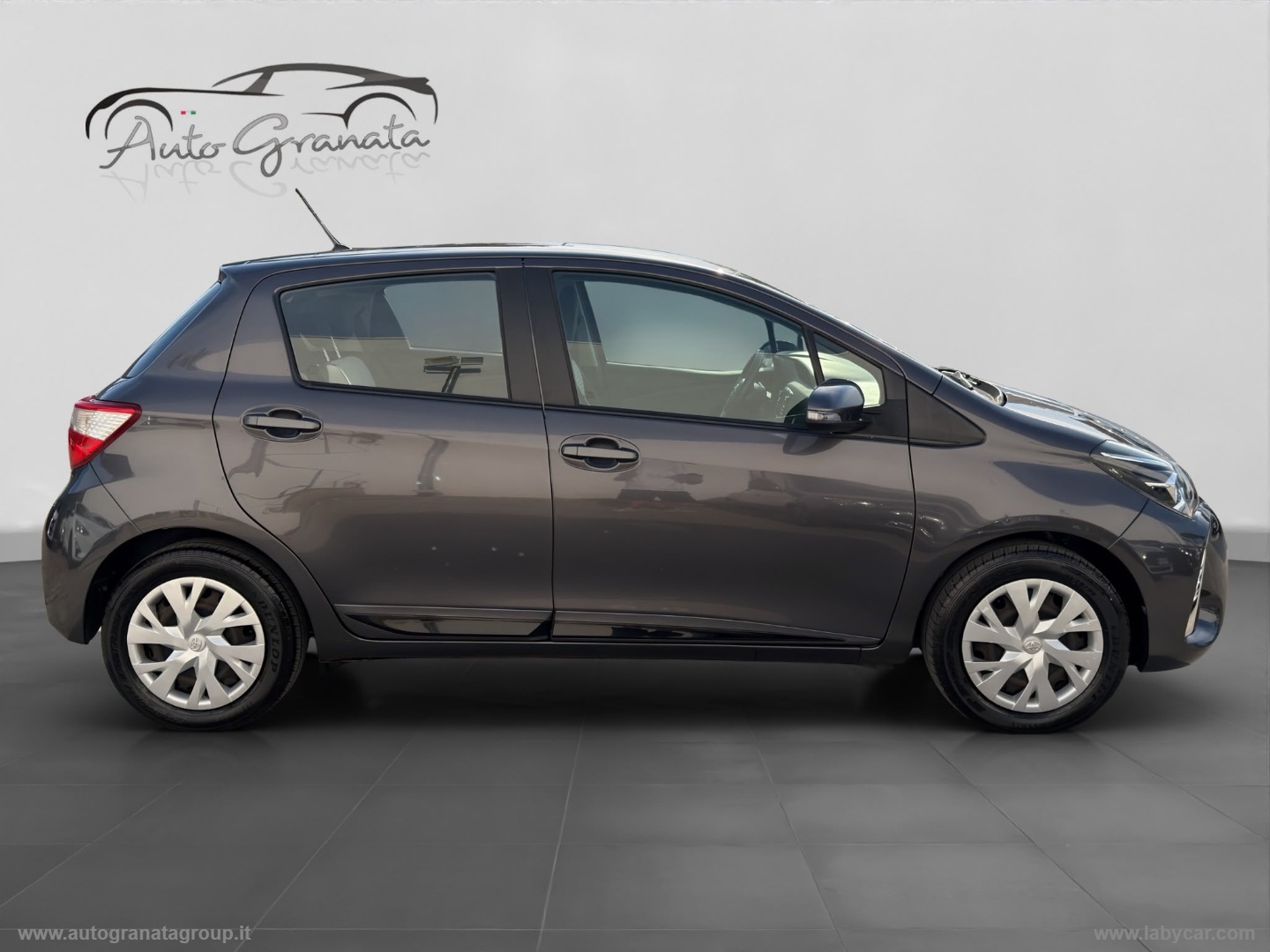 Yaris 1.0 72 CV 5p. Cool BELLA BELLA ! - immagine 8