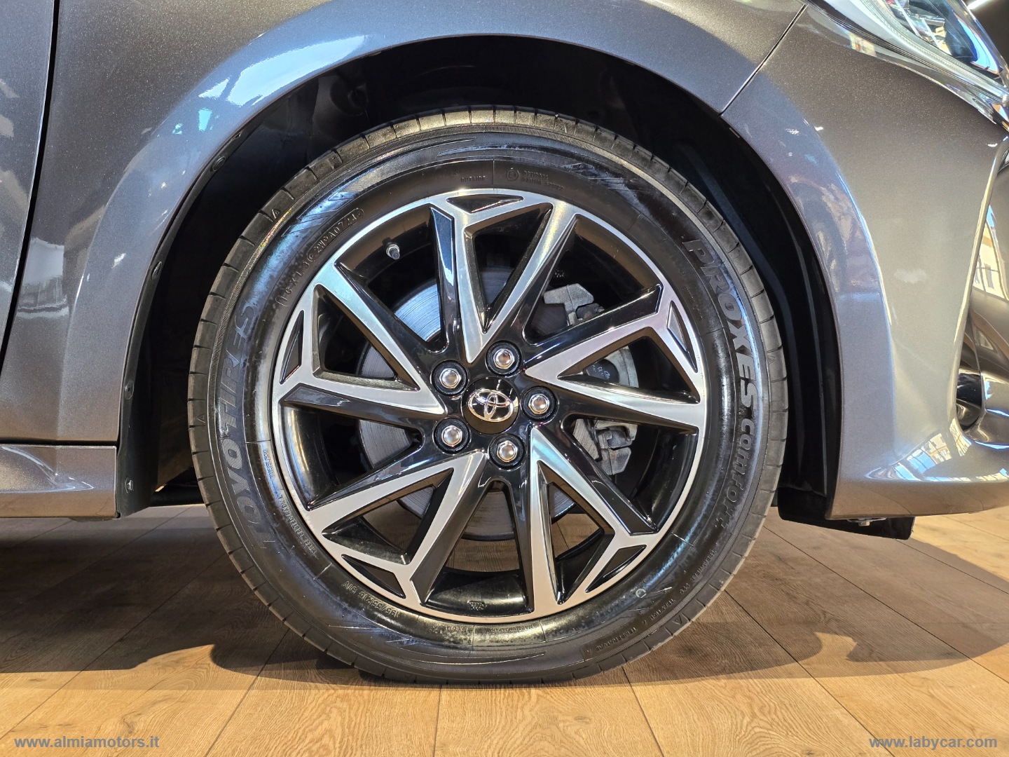 Yaris 1.5 Hybrid 5p. Lounge - immagine 8