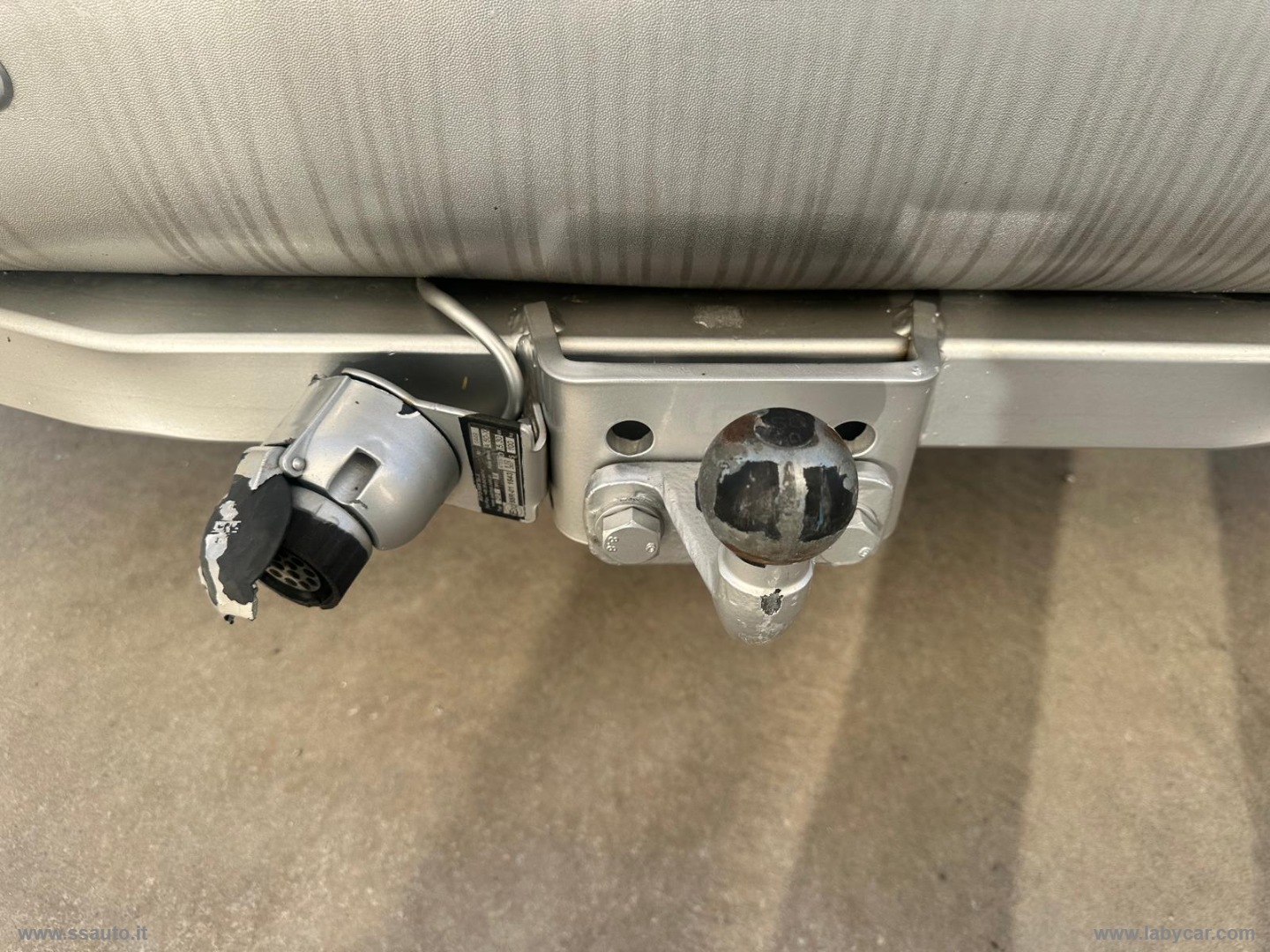 Sprinter K35/28 208 CDI Kombi 9 POSTI TRASPORTO DISABILI - immagine 8