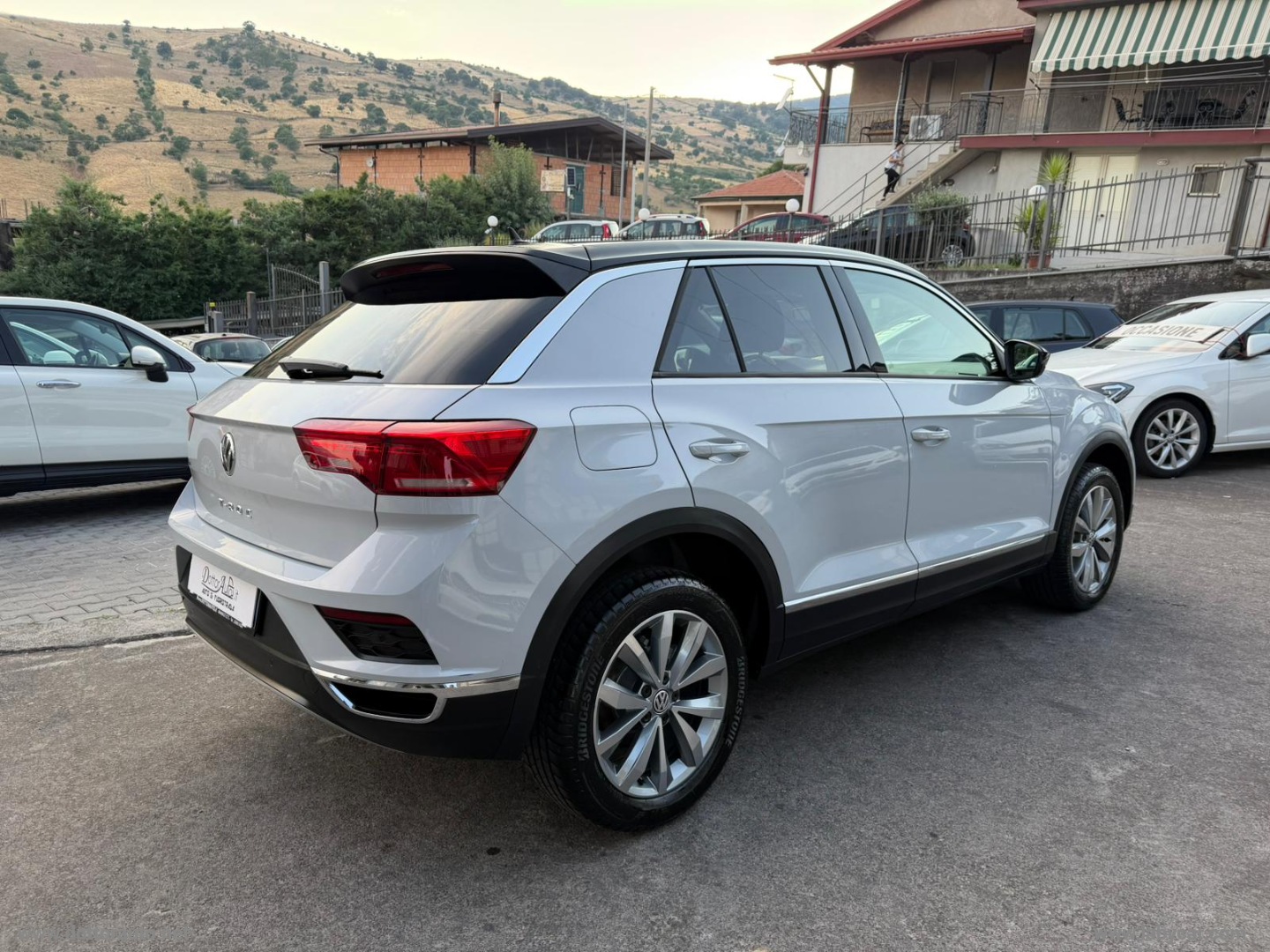T-Roc 1.6 TDI SCR Advanced BlueMot.Tech. - immagine 8