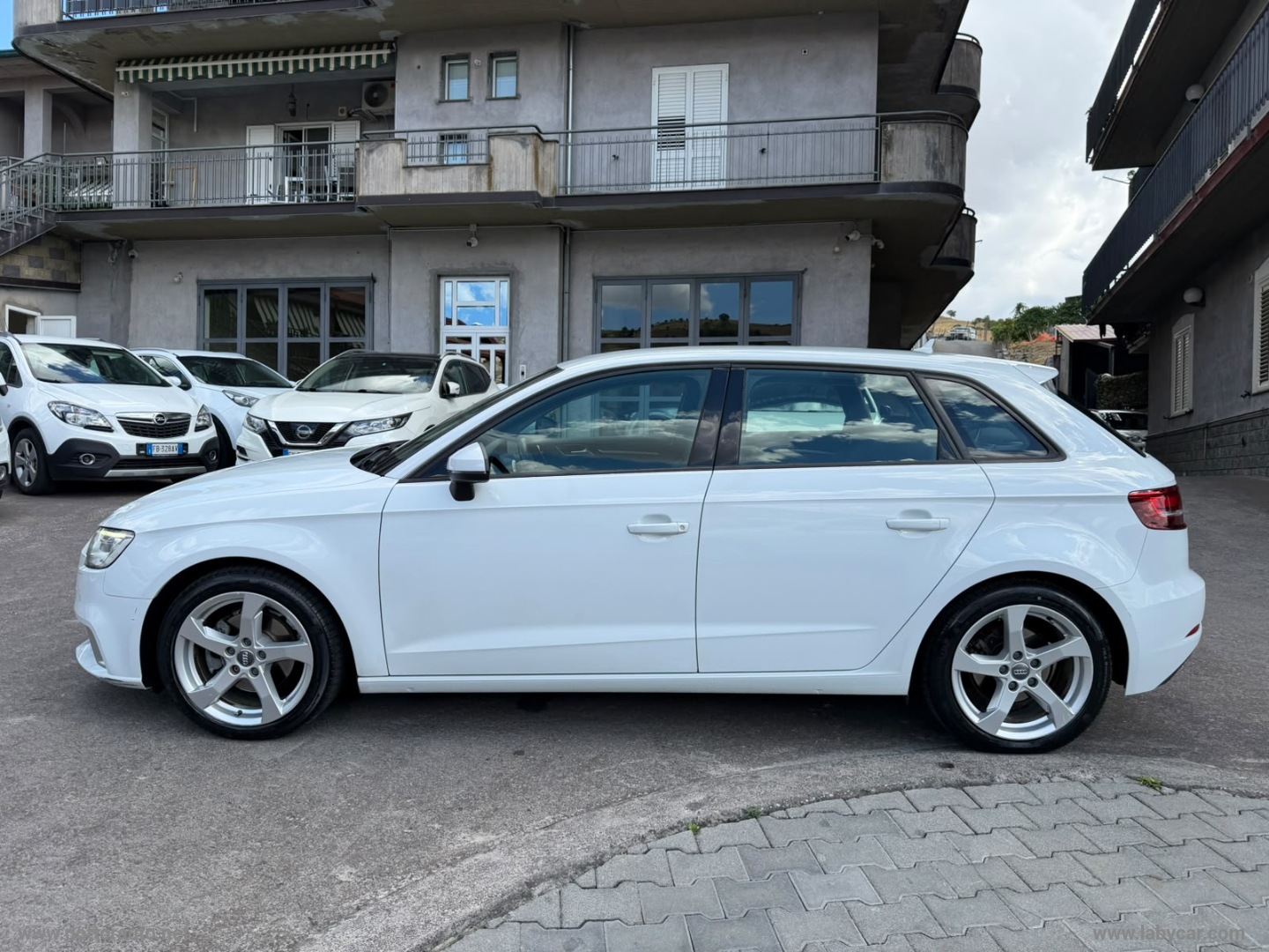 A3 SPB 1.6 TDI 116CV Sport - immagine 8