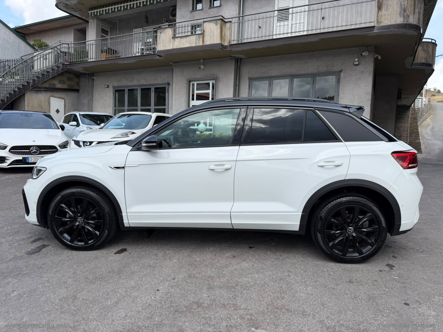 T-Roc 2.0 TDI SCR R-Line - immagine 8